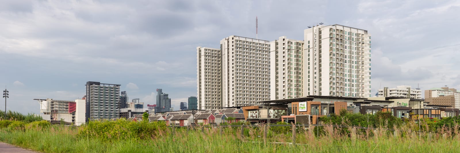 Panoramic view of Chulalongkorn University from CU Centenary Park.