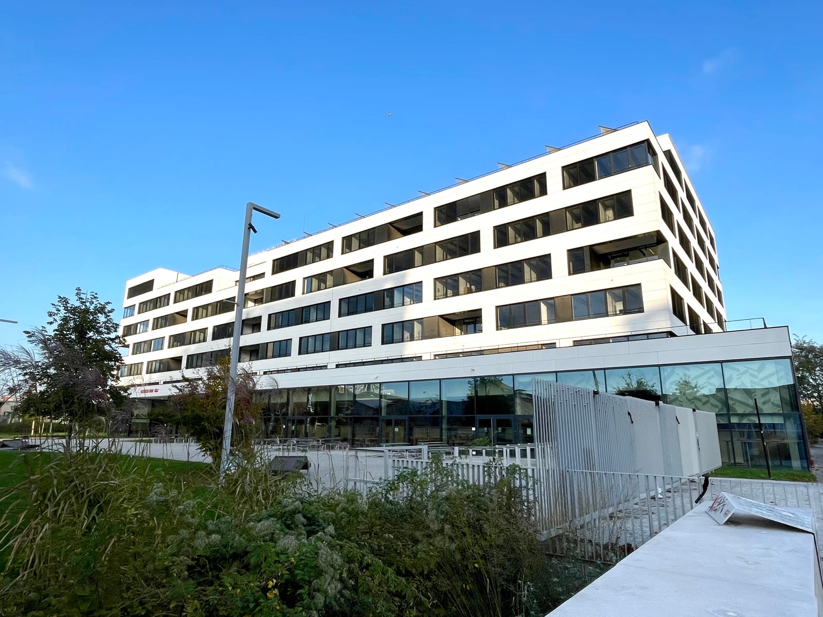 The Condorcet Campus North Research Building, shared by the University of Paris 8 Vincennes-Saint-Denis, PSL University (EPHE-PSL and ENC-PSL), EHESS and CNRS research units.