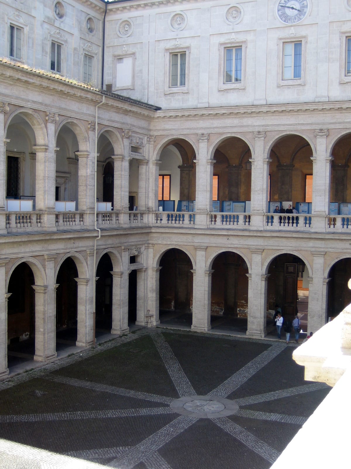 sapienza courtyard