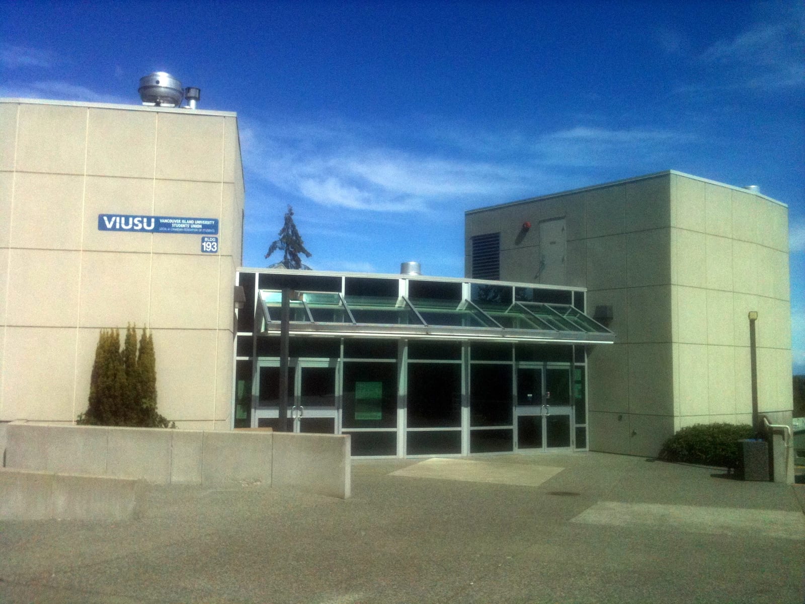 Vancouver Island University Student union building
